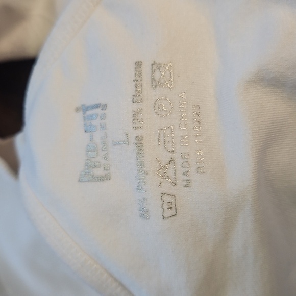 Pro Fit Sports Bra - Picture 3 of 6